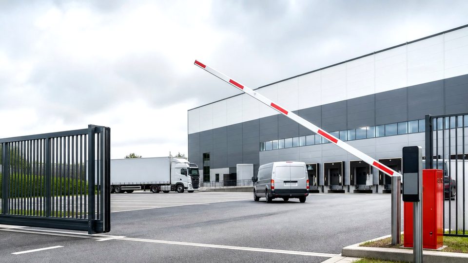 Why your loading bay problem may start at the site entrance - yard access gate and barrier support image